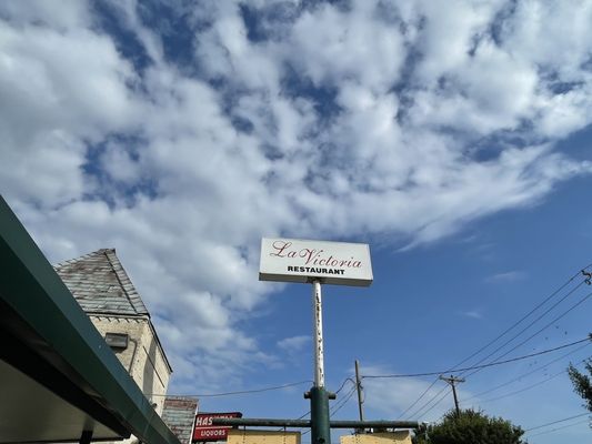 La Victoria by null