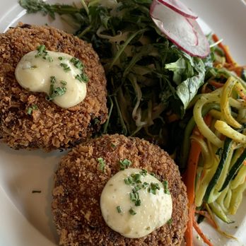 Moonraker Restaurant - Dungeness Crab Cakes with arugula salad and some spiral veggies - New American Near Me - Pacifica, California Moonraker Restaurant - Dungeness Crab Cakes with arugula salad and some spiral veggies - New American Near Me - Pacifica, California