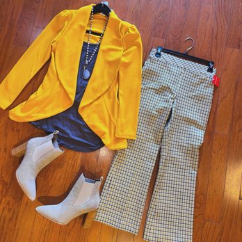 Plenty Boutique - Women's Clothing Near Me - Marble Falls, Texas