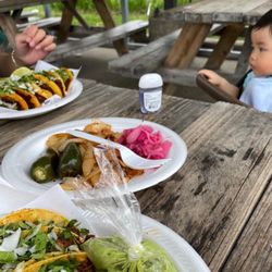 Taqueria Los De Jalisco