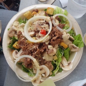Good Luck Grill - Beefsteak salad - American Near Me - Manor, Texas