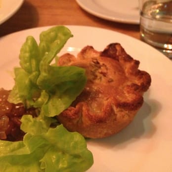 Chester Street Cake Shop - Duck pie - Bakeries Near Me - Newstead, QLD