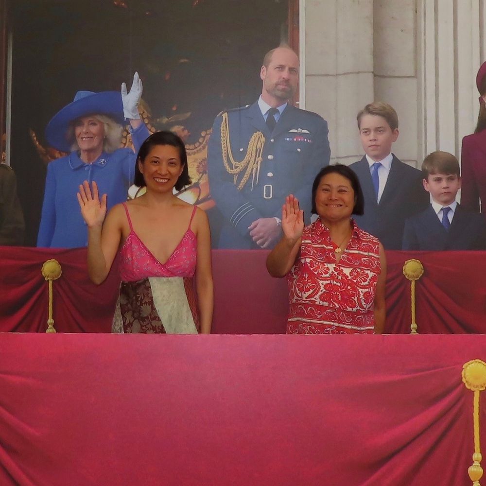 Buckingham Palace - Landmarks & Historical Buildings Near Me - London, XGL