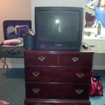 Grand Islander Hotel - Old school tube tv! - Hotels Near Me - Put In Bay, Ohio Grand Islander Hotel - Old school tube tv! - Hotels Near Me - Put In Bay, Ohio