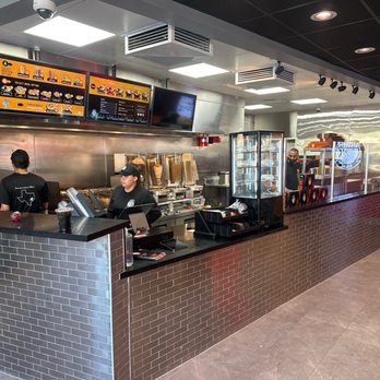 Abu Omar Halal - Glendora - Inside - Halal Near Me - Glendora, California Abu Omar Halal - Glendora - Inside - Halal Near Me - Glendora, California