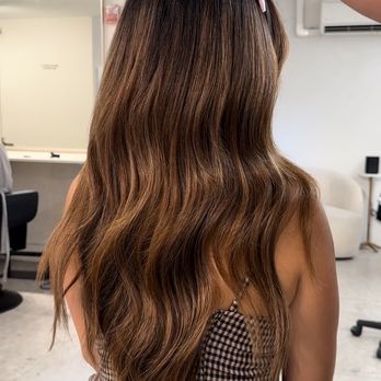 Hair Throne - Extensions - Hair Stylists Near Me - New York, New York