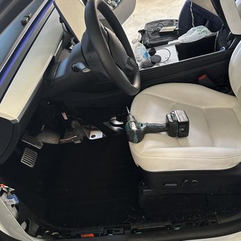 OC Ambient Lighting - 2022 Model Y - Auto Customization Near Me OC Ambient Lighting - 2022 Model Y - Auto Customization Near Me