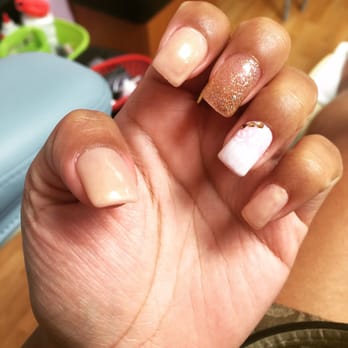Gennie's Nail - I loved this natural feel and ombre roses! - Nail Salons Near Me - Fremont, California