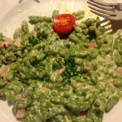 Untergandlkeller - Passatelli di spinaci