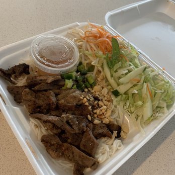 Pho Le Restaurant - Pork vermicelli - Vietnamese Near Me - Boston, Massachusetts