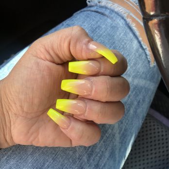 Bambooz Nails - 1st visit  great service and extremely experienced nail artist.. if ur looking for designs and what's new they have it! - Nail Salons Near Me - Pico Rivera, California