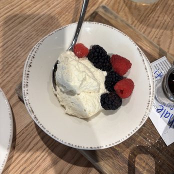 Sunrose California Eatery - Whipped cream - New American Near Me - Agoura Hills, California Sunrose California Eatery - Whipped cream - New American Near Me - Agoura Hills, California