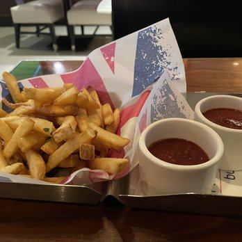 Gordon Ramsay Burger Las Vegas - The $8.95 side of fries - Burgers Near Me - Las Vegas, Nevada Gordon Ramsay Burger Las Vegas - The $8.95 side of fries - Burgers Near Me - Las Vegas, Nevada