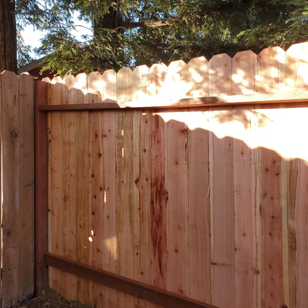 Dan's Construction Sacramento - Corner of brand new Beautiful fence! - Fences & Gates Near Me - Elk Grove, California Dan's Construction Sacramento - Corner of brand new Beautiful fence! - Fences & Gates Near Me - Elk Grove, California
