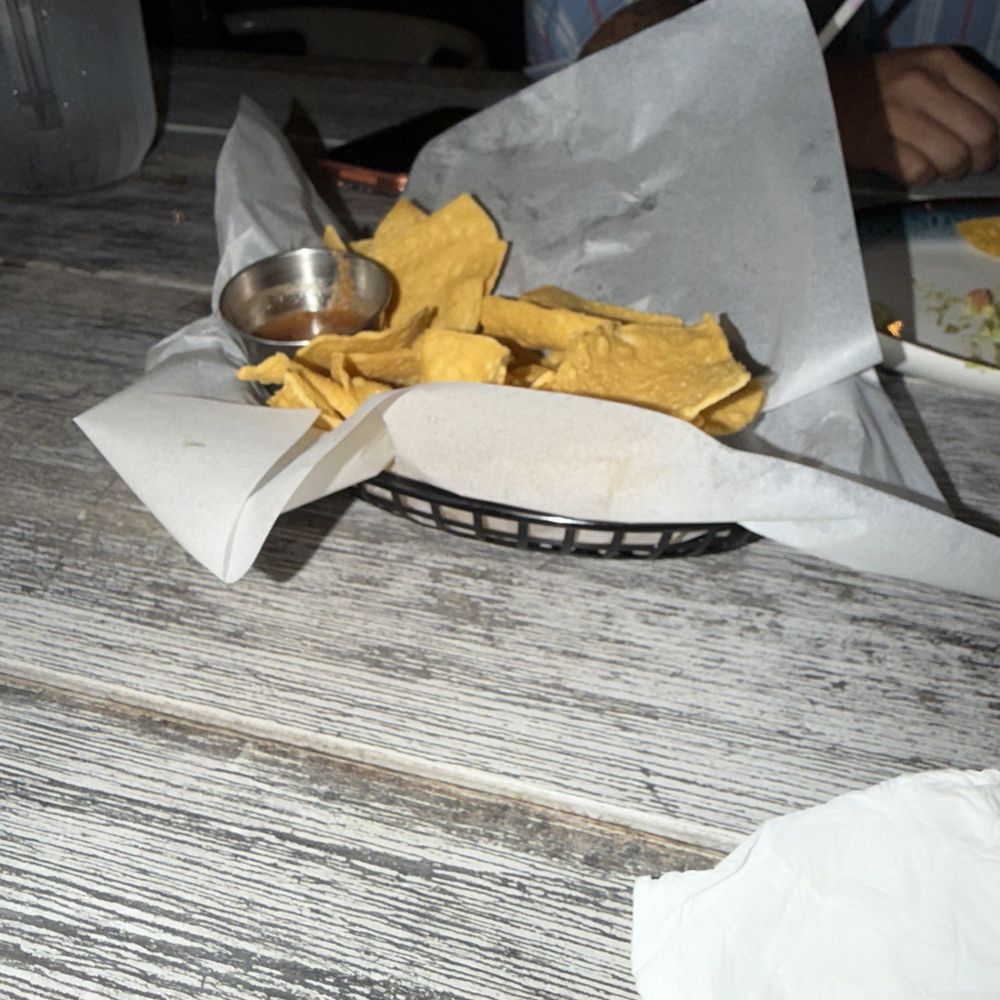 Buho Cocina Y Cantina - The chips and salsa that $6 and it's not even filled up to the top. - Mexican Near Me - Honolulu, Hawaii Buho Cocina Y Cantina - The chips and salsa that $6 and it's not even filled up to the top. - Mexican Near Me - Honolulu, Hawaii