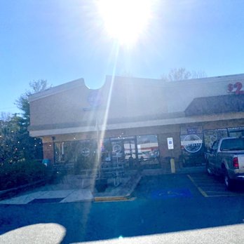 Camino Express - No sign above the restaurant, only on the door. - Mexican Near Me - Thomasville, North Carolina