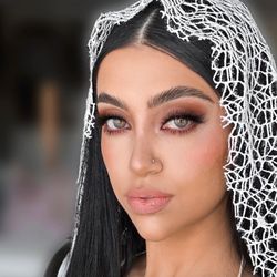 Del Beauty Box - Hair & Makeup
