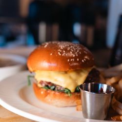 Causwells - Americana Burger