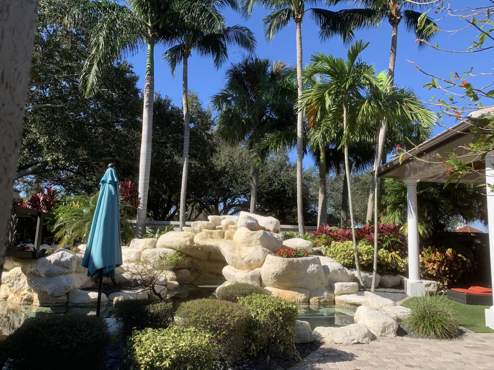 COCONUTS FOR COLLEGE LANDSCAPING Updated September 2024 Oakland