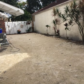 South Pavers - This is how Adrian and SOUTH PAVERS left my property - General Contractors Near Me - Margate, Florida South Pavers - This is how Adrian and SOUTH PAVERS left my property - General Contractors Near Me - Margate, Florida