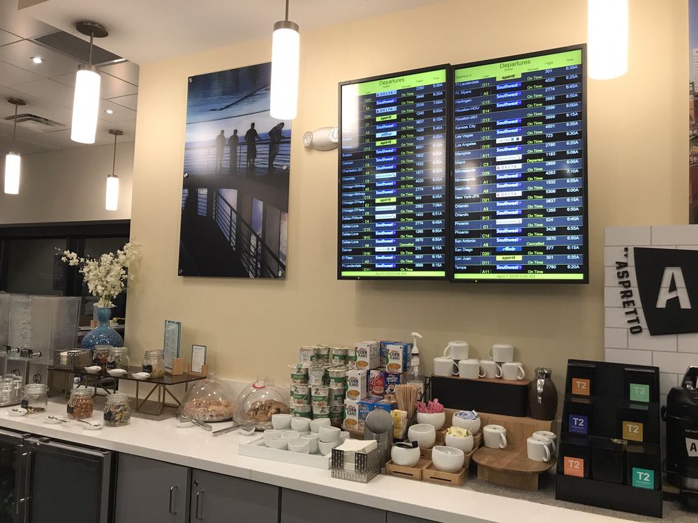 THE CLUB BWI 148 Photos & 118 Reviews Airport Lounges 7160