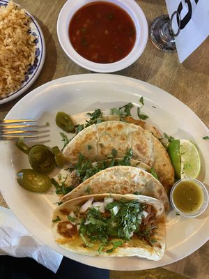 Santi’s West Ashley by null