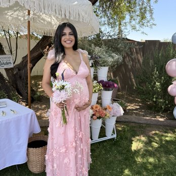 Curtsy Events - Mom is ready for her baby with our beautiful flower bouquets - Florists Near Me - Phoenix, Arizona Curtsy Events - Mom is ready for her baby with our beautiful flower bouquets - Florists Near Me - Phoenix, Arizona