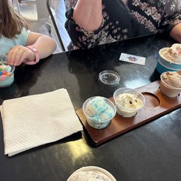 Ice cream flight! Such a great idea! Ice cream flight! Such a great idea!