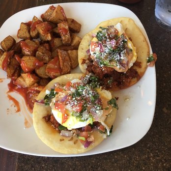 The Upper Room Kitchen - Chorizo Bene. - Salad Near Me - Tracy, California