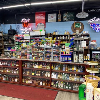 Liquor Locker - Cash register - Beer, Wine & Spirits Near Me - Fayetteville, Tennessee