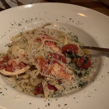 Galyn's - Lobster Fettuccine - Seafood Near Me - Bar Harbor, Maine Galyn's - Lobster Fettuccine - Seafood Near Me - Bar Harbor, Maine