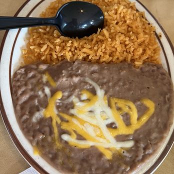 El Rinconcito Mexican Restaurant - Rice and beans - Mexican Near Me - Paso Robles, California
