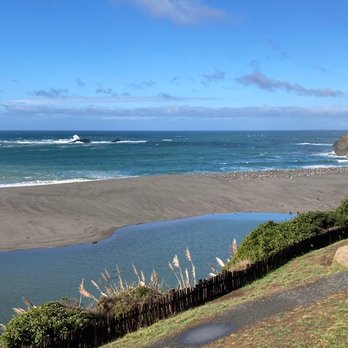 Seacliff On The Bluff - Hotels Near Me - Gualala, California Seacliff On The Bluff - Hotels Near Me - Gualala, California