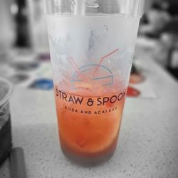 Straw & Spoon - Strawberry lemonade quencher