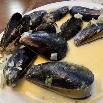 Linh Cafe - Mussels - Vietnamese Near Me - Vancouver, British Columbia Linh Cafe - Mussels - Vietnamese Near Me - Vancouver, British Columbia