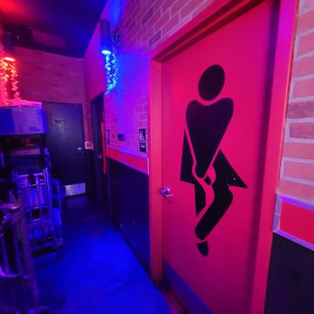 Soho Chicken - Womens bathroom - Korean Near Me - Houston, Texas Soho Chicken - Womens bathroom - Korean Near Me - Houston, Texas