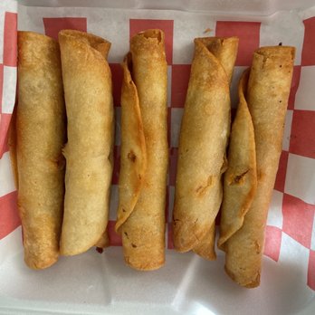 El Encanto Latino - Taquitos - Food Trucks Near Me - Arlington, Virginia