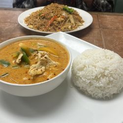 Kin Zabb Thai And Sushi - TH25. Pumpkin Curry /