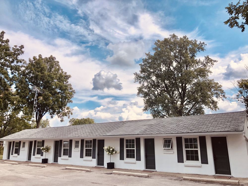 FROG POINT INN Updated September 2024 Request Information 1738 St