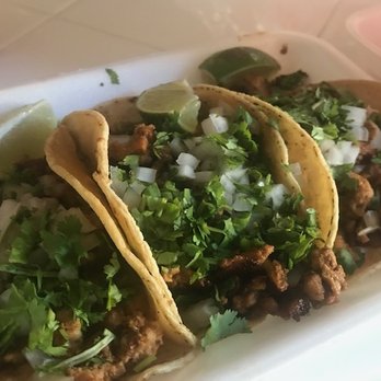El Shrimp Bucket - Chicken street tacos.  Bigger than your average street tacos.  Delicious. - Food Trucks Near Me