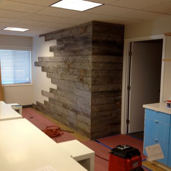 Edwards Construction - Accent wall - General Contractors Near Me Edwards Construction - Accent wall - General Contractors Near Me