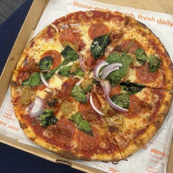 Blaze Pizza - Salad Near Me - Laurel, Maryland