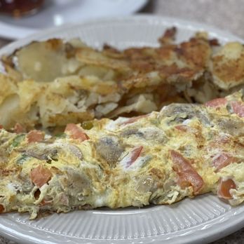 Vickies Diner - Veggie omelette - Breakfast & Brunch Near Me - Las Vegas, Nevada Vickies Diner - Veggie omelette - Breakfast & Brunch Near Me - Las Vegas, Nevada