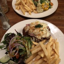 Coach & Horses Inn - Parma night Wednesday