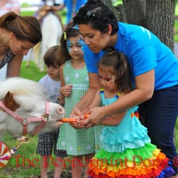 The best parties are where families, friends, and love are the guest of honor.