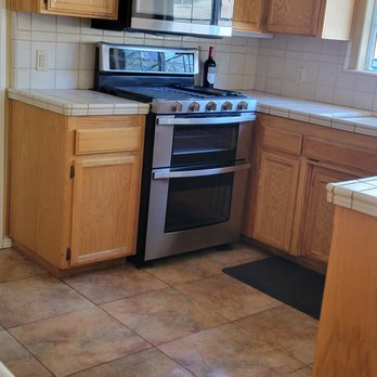 Villa's Cleaning Services - Kitchen - Home Cleaning Near Me Villa's Cleaning Services - Kitchen - Home Cleaning Near Me