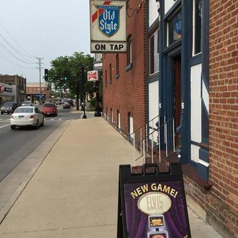 Aurora Tap House - Sports Bars Near Me - Aurora, Illinois
