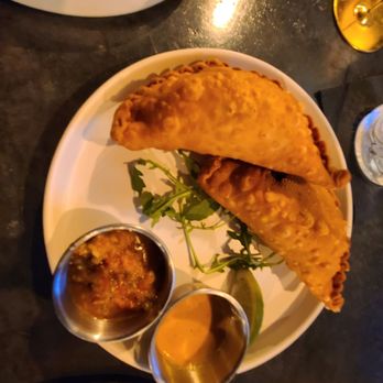 Fame Lounge/Eatery - empanadas - Salad Near Me - Holyoke, Massachusetts