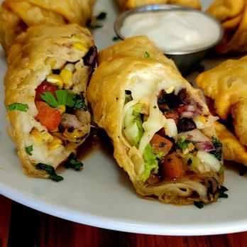 The Rockefeller - Manhattan Beach - Santa Fe Egg Rolls - Gastropubs Near Me - Manhattan Beach, California
