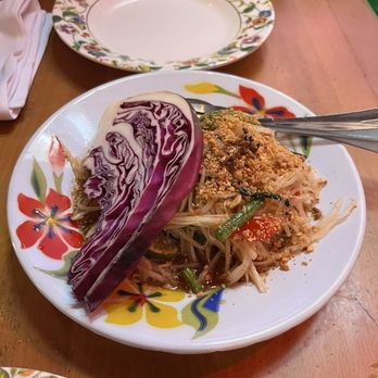 Funky Elephant - Green Papaya Salad (Som Tum) Bangkok Ver - Thai Near Me - San Francisco, California Funky Elephant - Green Papaya Salad (Som Tum) Bangkok Ver - Thai Near Me - San Francisco, California